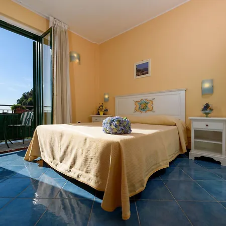 Doria Hotel